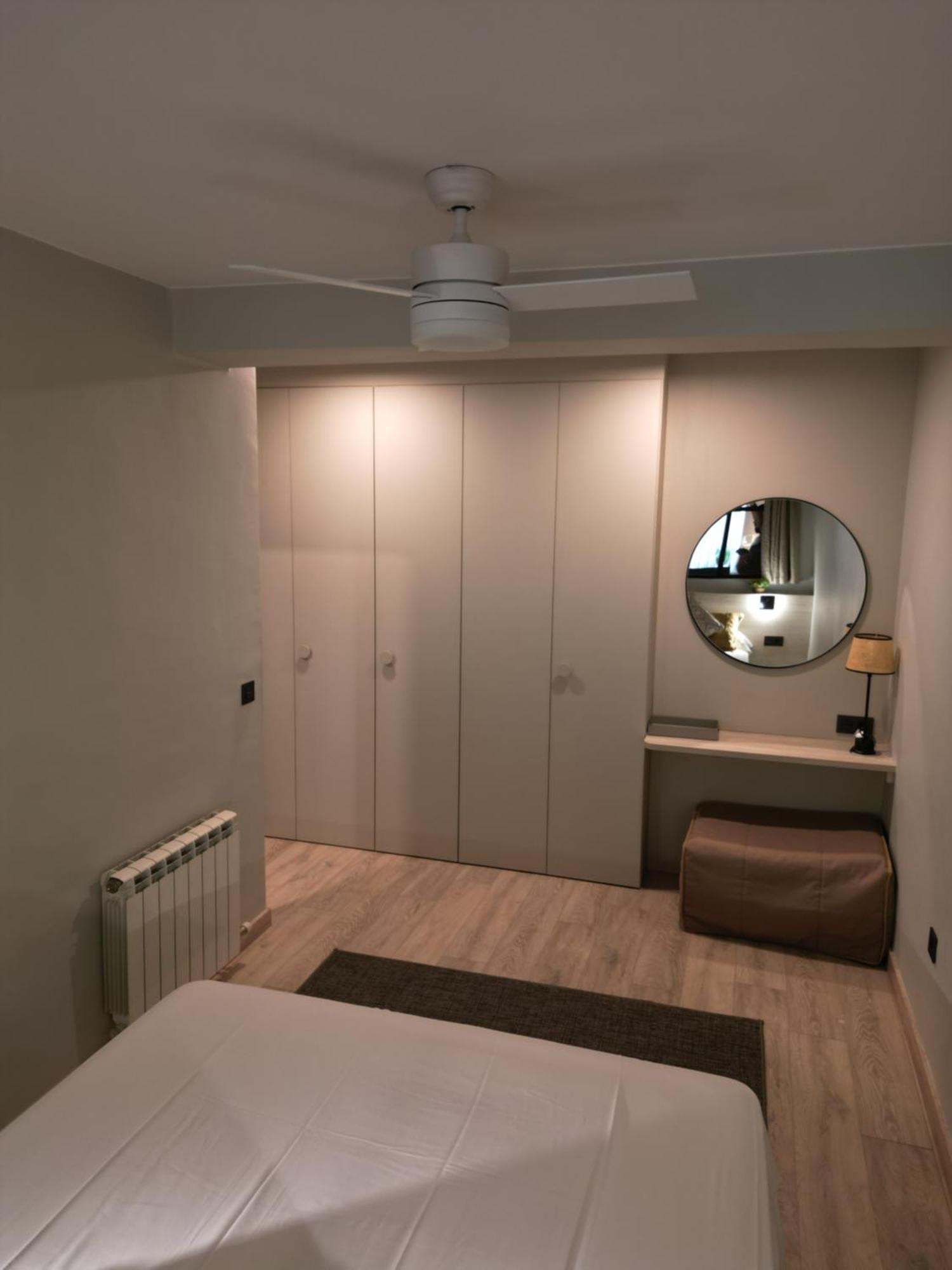Apartaments Turistics Cardona III Exterior photo