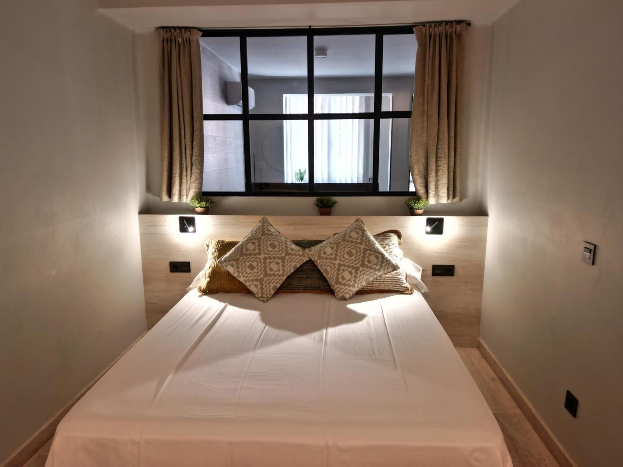 Apartaments Turistics Cardona III Exterior photo