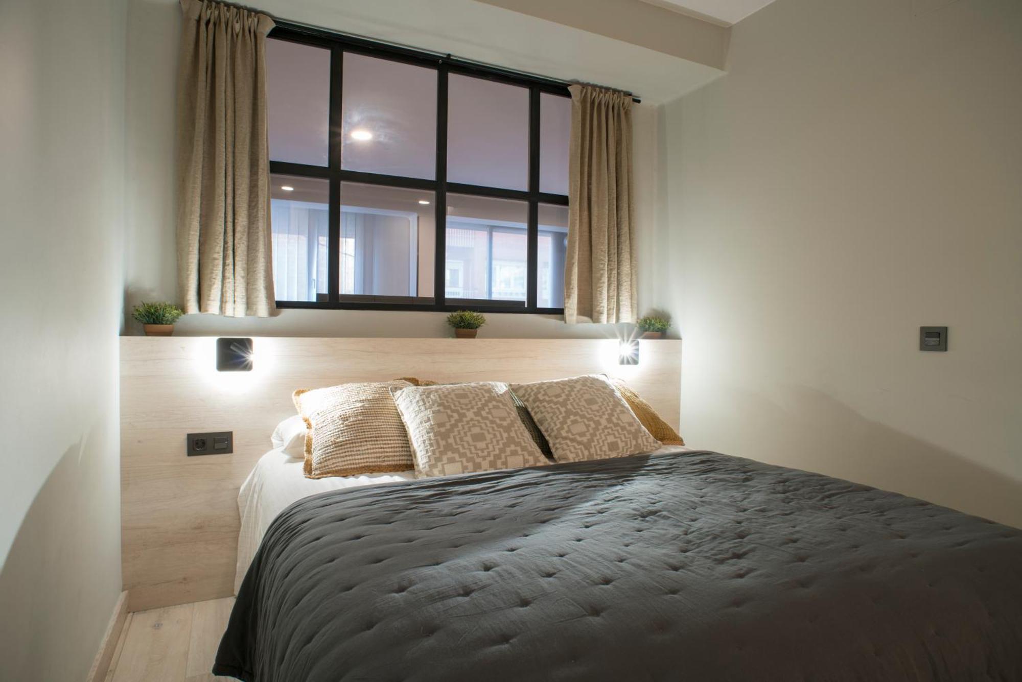 Apartaments Turistics Cardona III Exterior photo